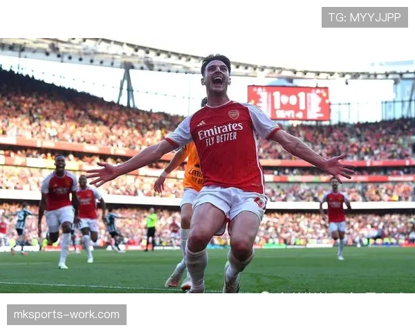 复盘阿森纳争冠赛季背后的致命危机：战术体系调整不当，到底谁该为此负责？